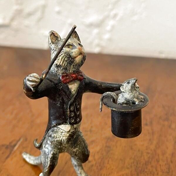 ヴィエナ・ブロンズ 猫の手品師と小さなネズミ - Grand montagne Antiques
