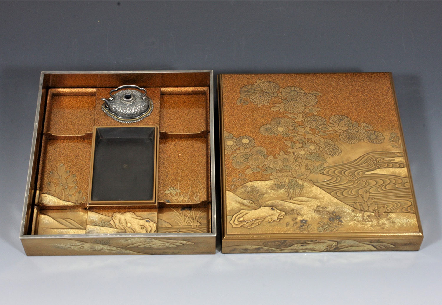 内閣府認定・公益財団法人頌古会：美術品・古美術・骨董品・絵画の鑑定