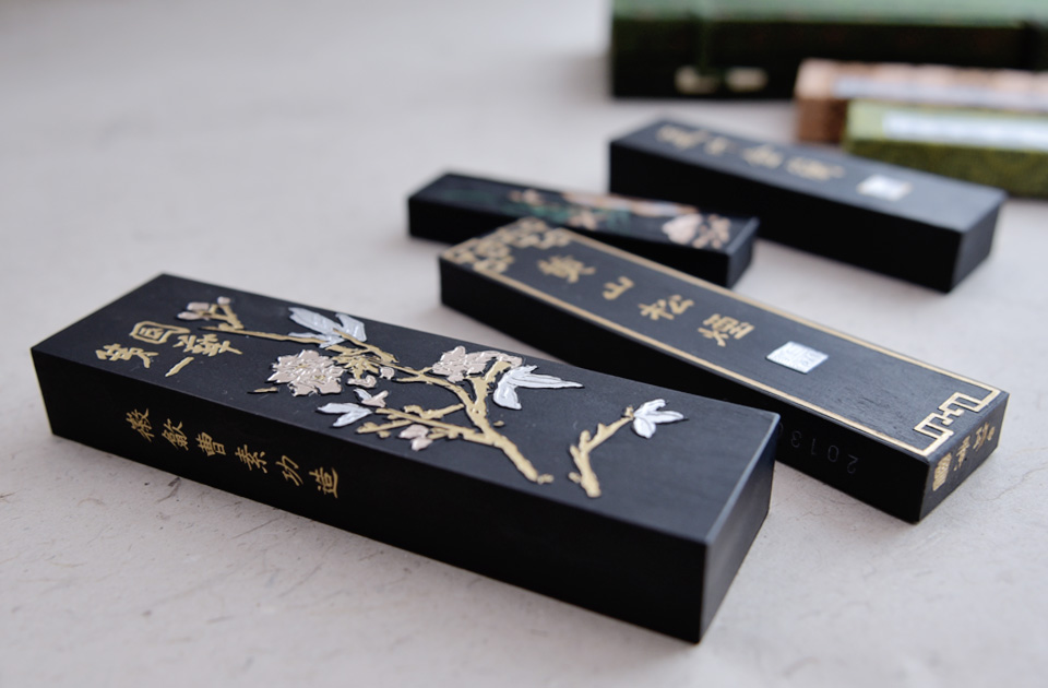 和墨」と「唐墨」の違い | 書遊Online