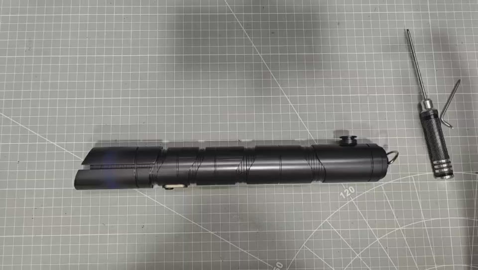 カスタムライトセーバー LGT STRANGER｜SYBERSABERS – SyberSabers